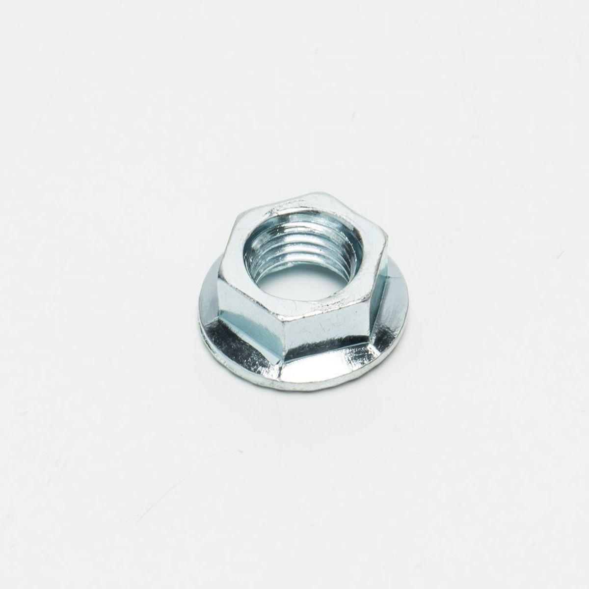 อะไหล่ KT3500DC น๊อต GB6177-M10