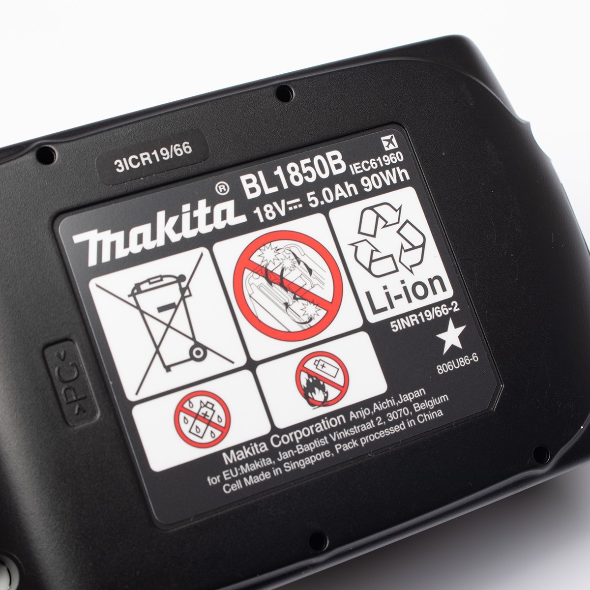 MKP1RT182 ชุด BL1850B X2 + DC18RC + BOX