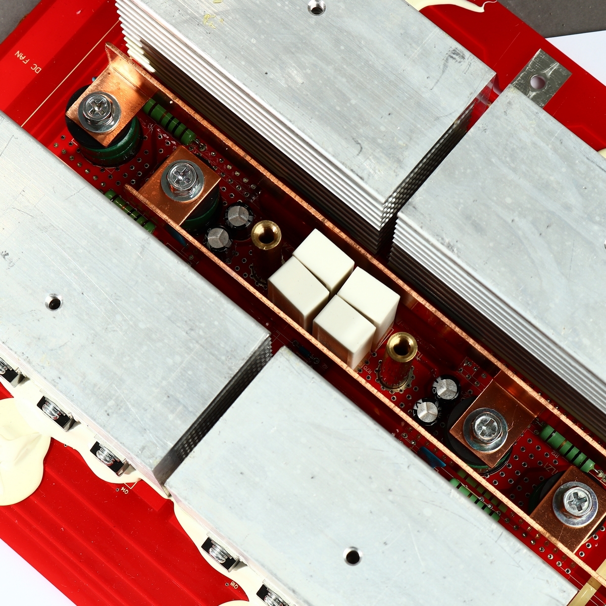 อะไหล่แผงกลาง TIG200PACDC E20101