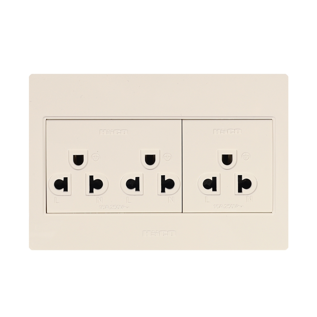 M4N-E30 เต้ารับ 3 ขั้ว3 ช่อง 16A 250V