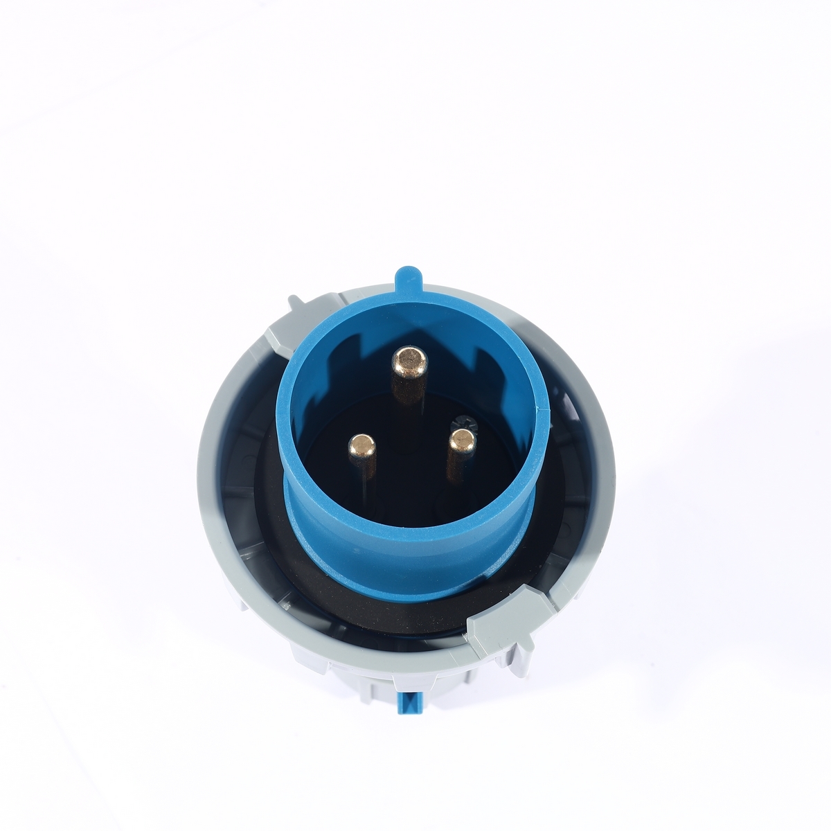 IP67 ปลั๊กตัวผู้ 2P+E 32A-6H 230V