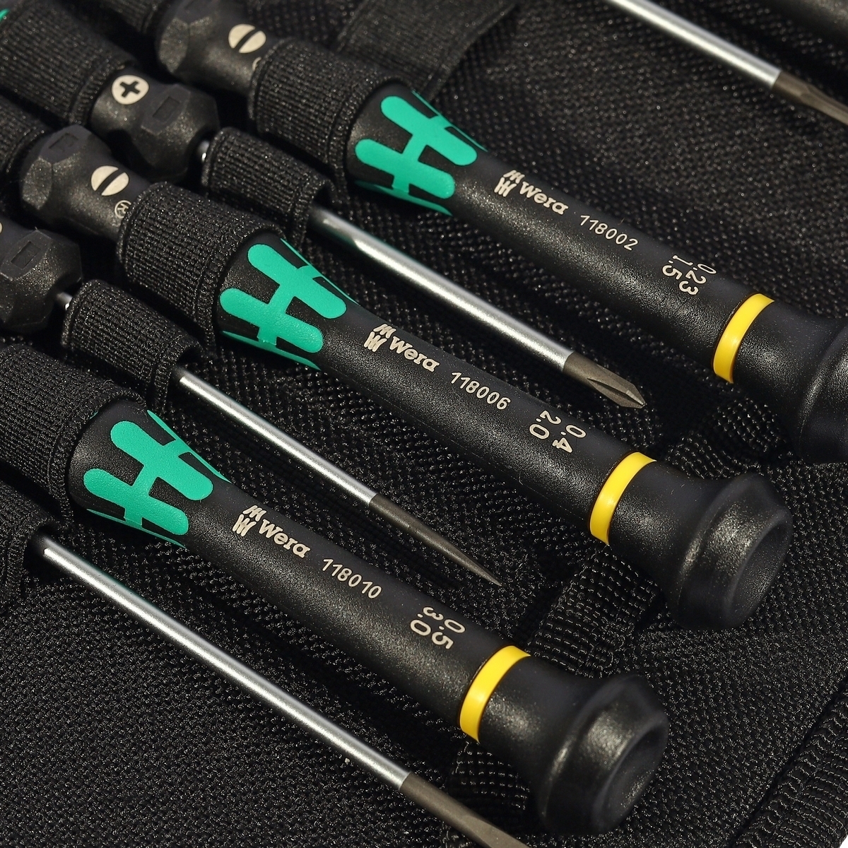 ชุดไขควง KRAFTFORM MICRO12UNIVERSAL