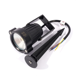 โคมไฟ LED ส่องต้นไม้ 5W แสงนวล