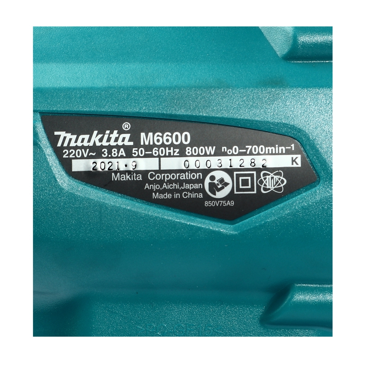 M6600XB เครื่องผสมสี 800W (0-700 RPM)