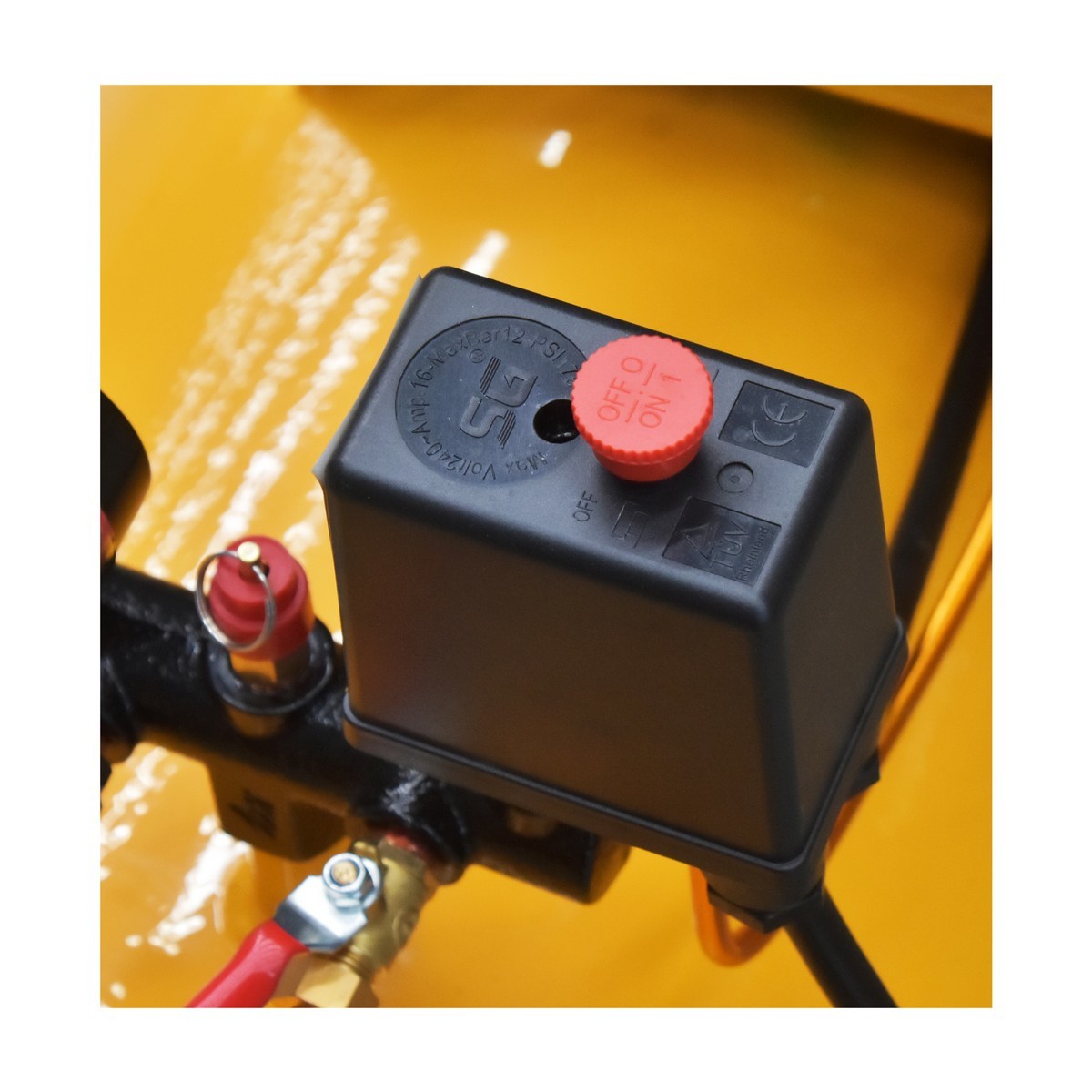 V265-200 ปั๊มลมสายพาน 3 HP 200 ลิตร