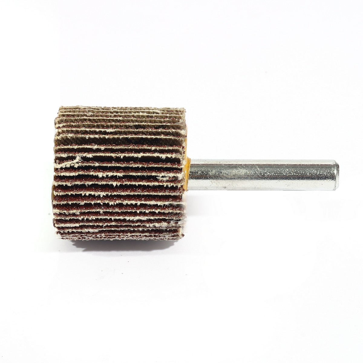 ล้อทราย มีแกน 25 X 25 X 6MM #100